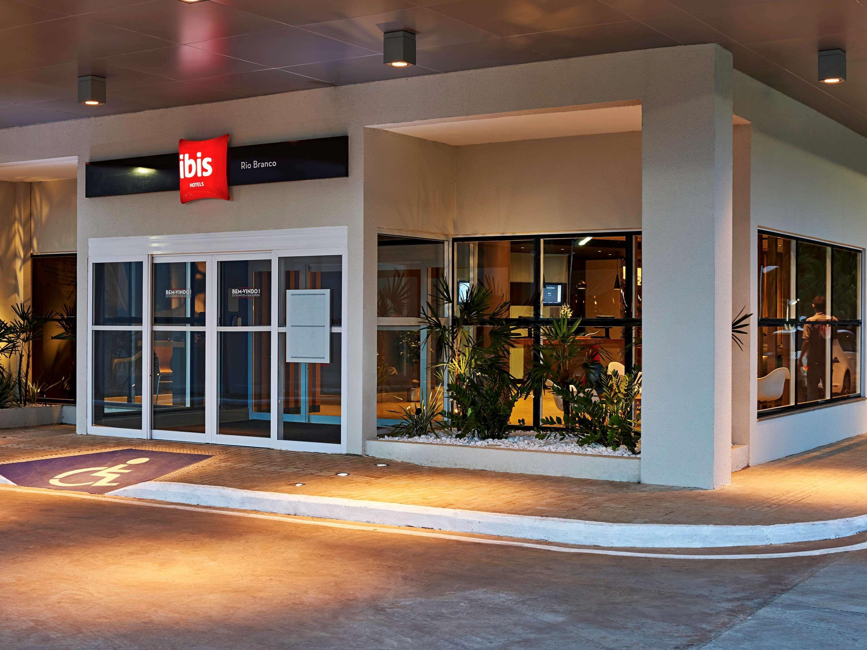 Ibis Rio Branco Hotel Exterior photo