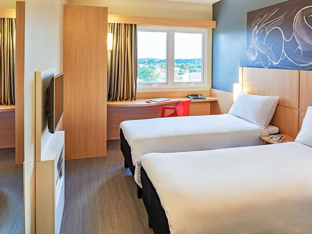 Ibis Rio Branco Hotel Exterior photo