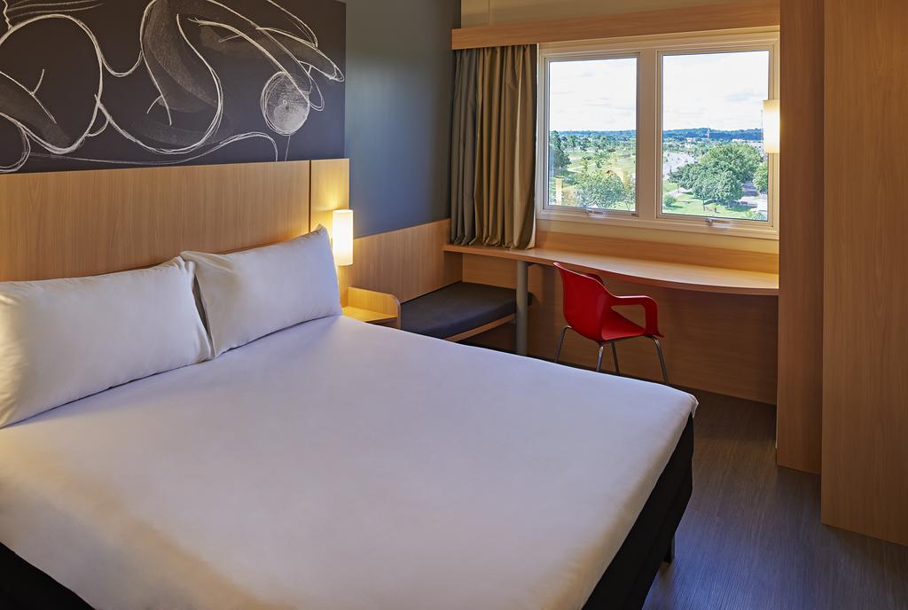 Ibis Rio Branco Hotel Exterior photo